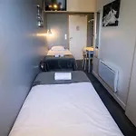 Hotel Au Bout Du Quai 3*