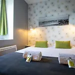 Hotel Au Bout Du Quai 3*