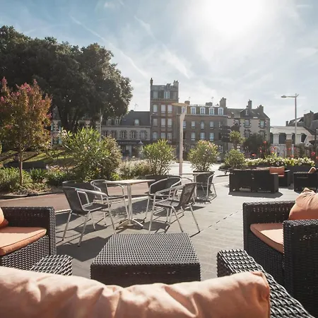 Au Bout Du Quai 3* グランビル