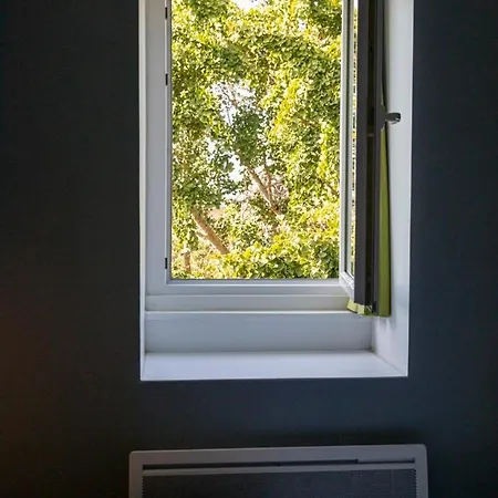 奥布特杜夸伊酒店 3* 格朗维尔