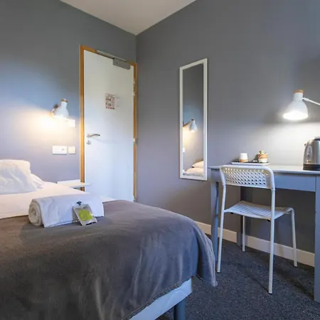 奥布特杜夸伊酒店 3* 格朗维尔