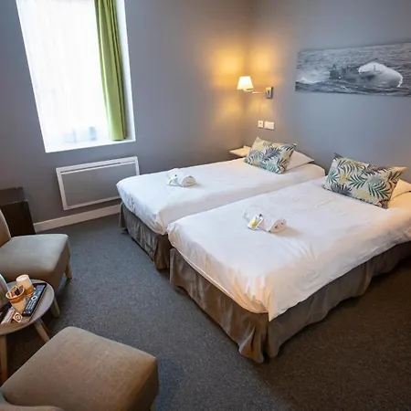 Au Bout Du Quai Hotel