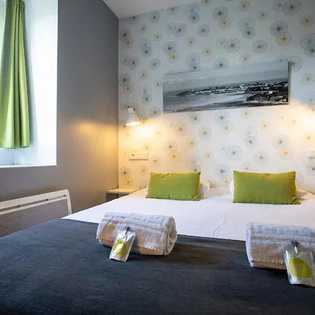 Hotel Au Bout Du Quai 3*