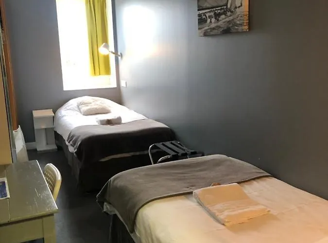 Au Bout Du Quai ホテル