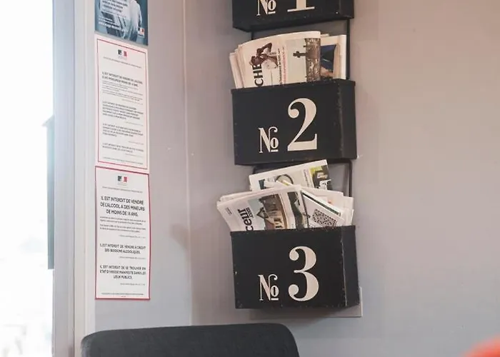 Au Bout Du Quai ホテル グランビル