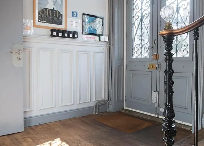 Au Bout Du Quai ホテル グランビル