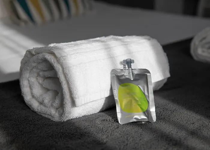 ホテル Au Bout Du Quai グランビル