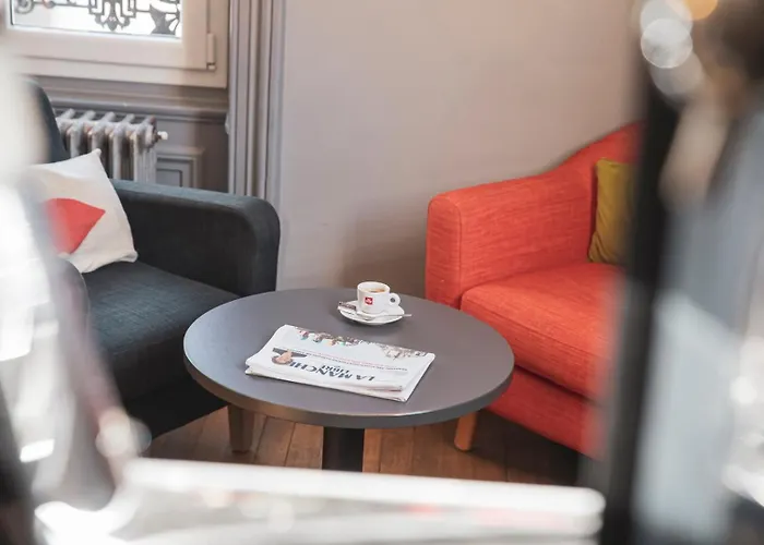 Hotel Au Bout Du Quai 3*