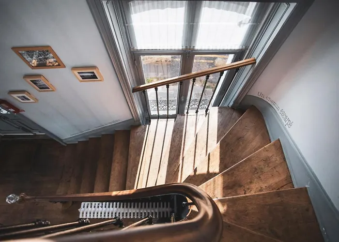 Au Bout Du Quai Granville